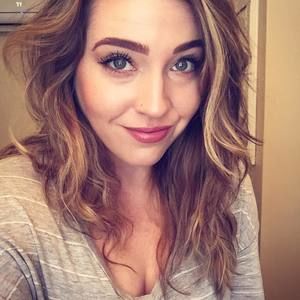 Meet your Posher, Karina